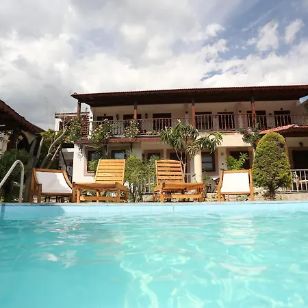 Akropolis Hotel 3*