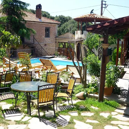 Akropolis Hotel 3*
