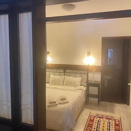 Akropolis 3*