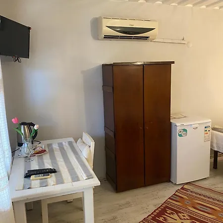Akropolis Hotel