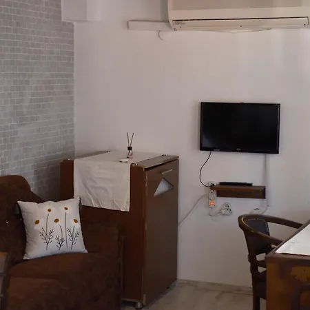 Akropolis Hotel 3*